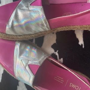 Toms women’s shoes